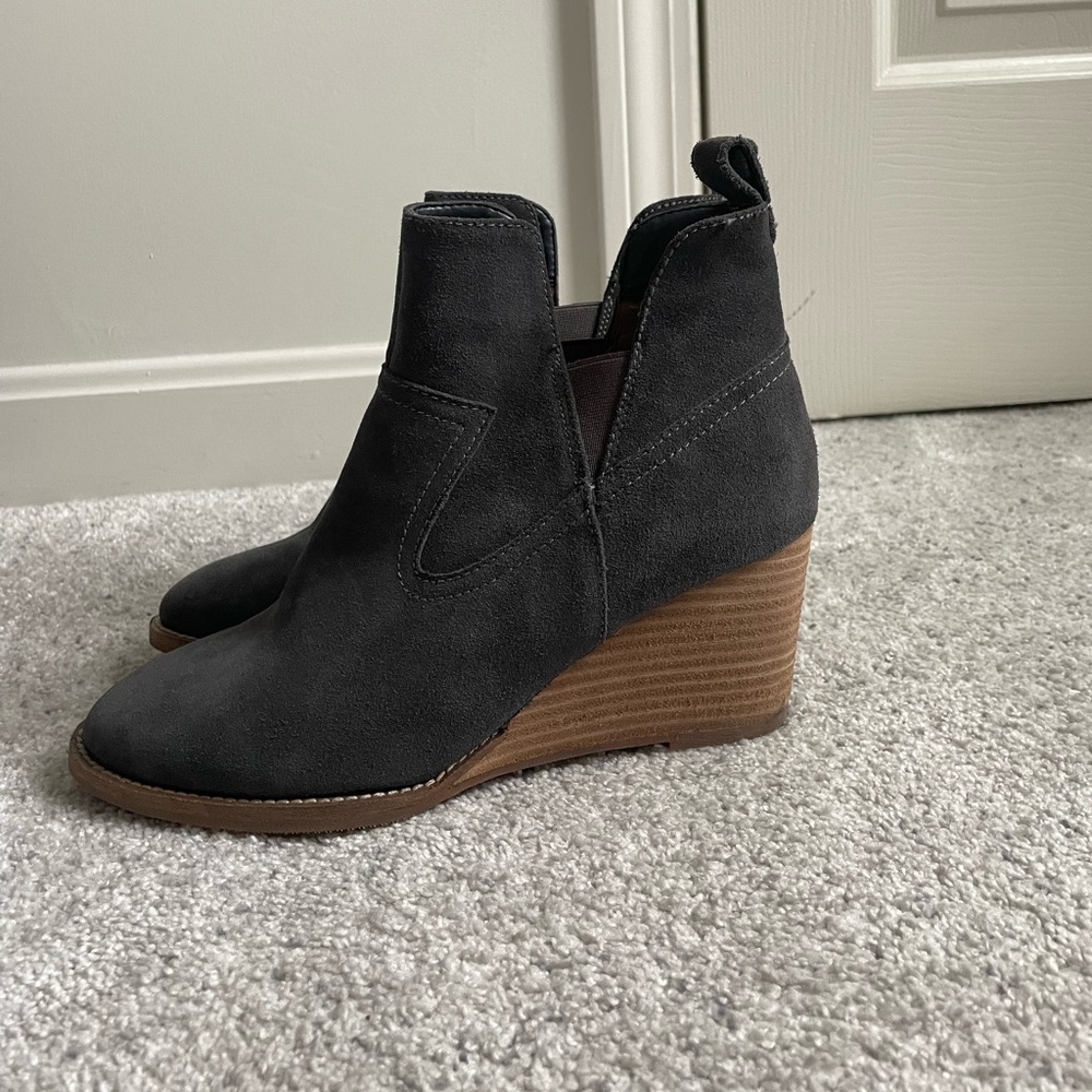 Blondo Waterproof Grey Suede Wedge Booties